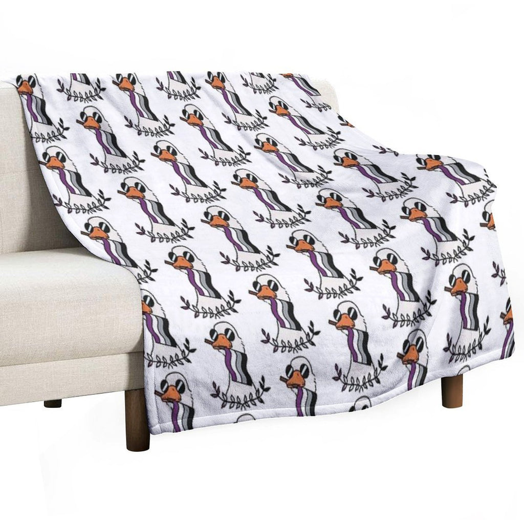 A Goose Wrinkle-free Throw Blanket