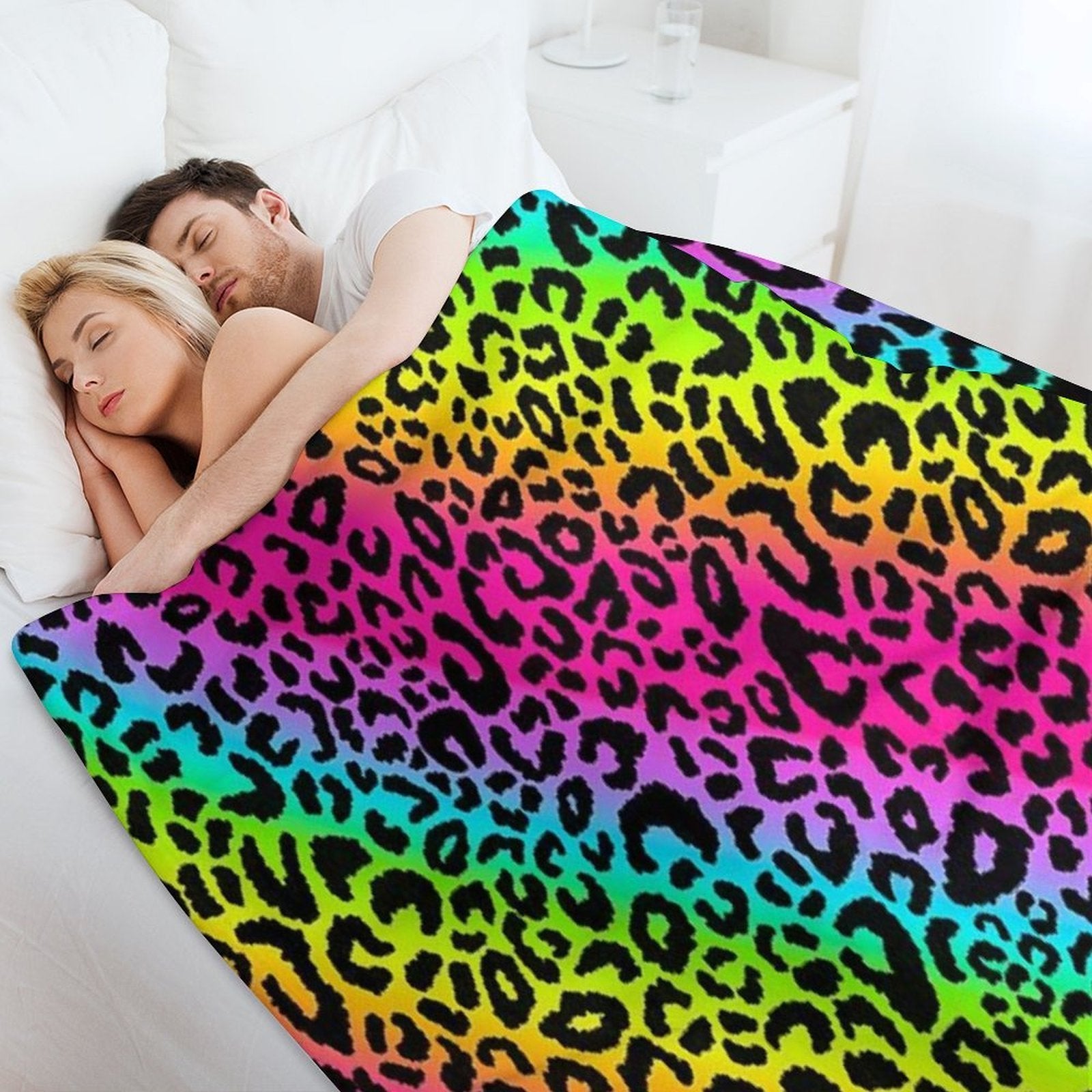 Colofrul Rainbow Leopard Wrinkle-free Throw Blanket