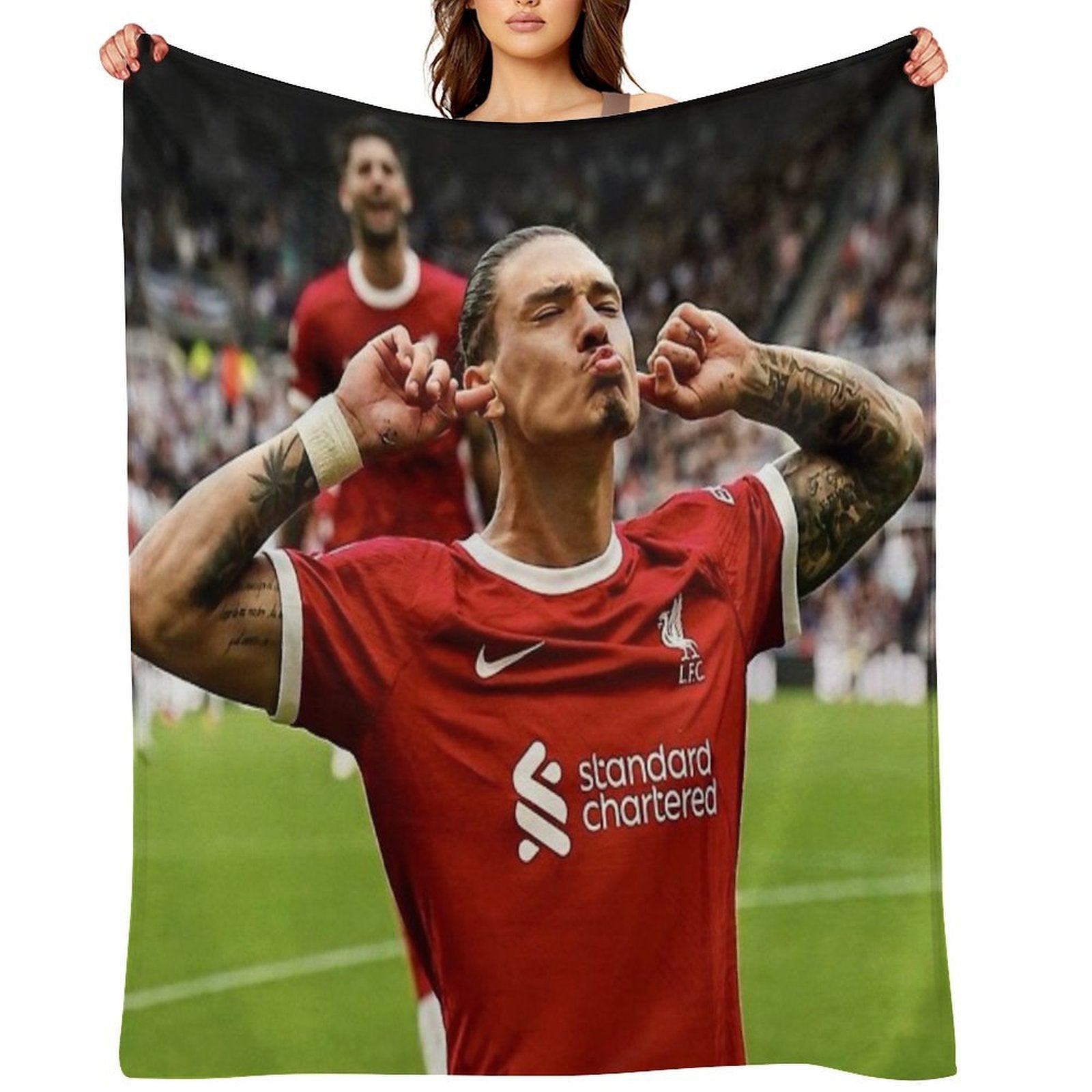 Darwin Nunez Gift-ready Throw Blanket