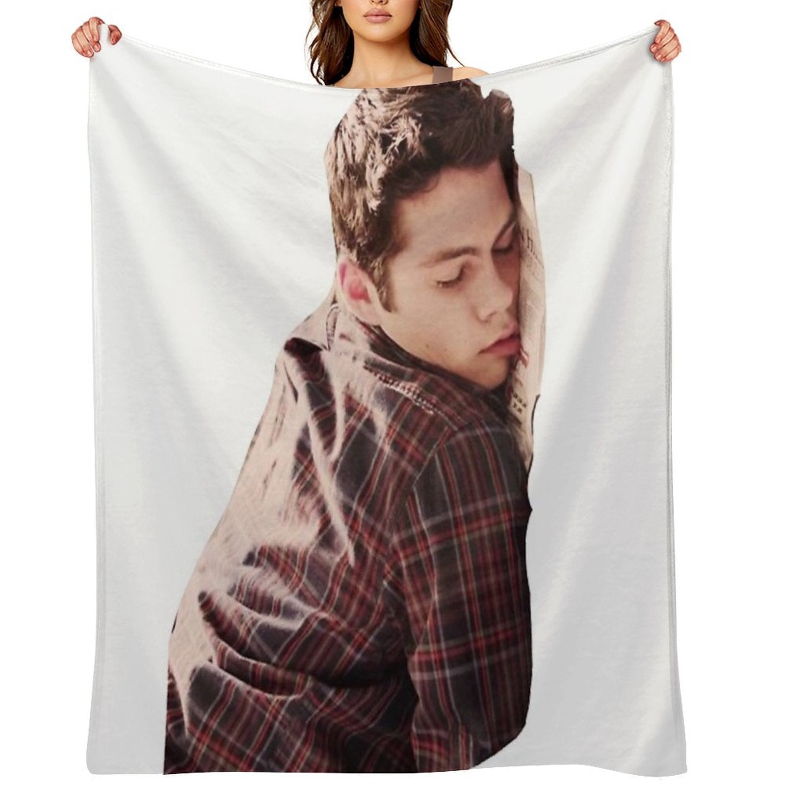 Cute Dylan O’Brien Napping Shrink-resistant Throw Blanket