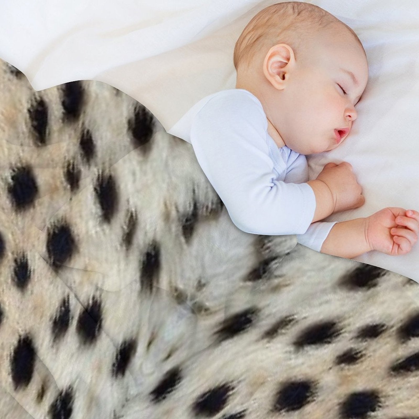 BIG KITTY CAT ~rOaR!~ Cheetah Print Wild Jungle Animal Serengeti Safari Machine-washable Throw Blanket
