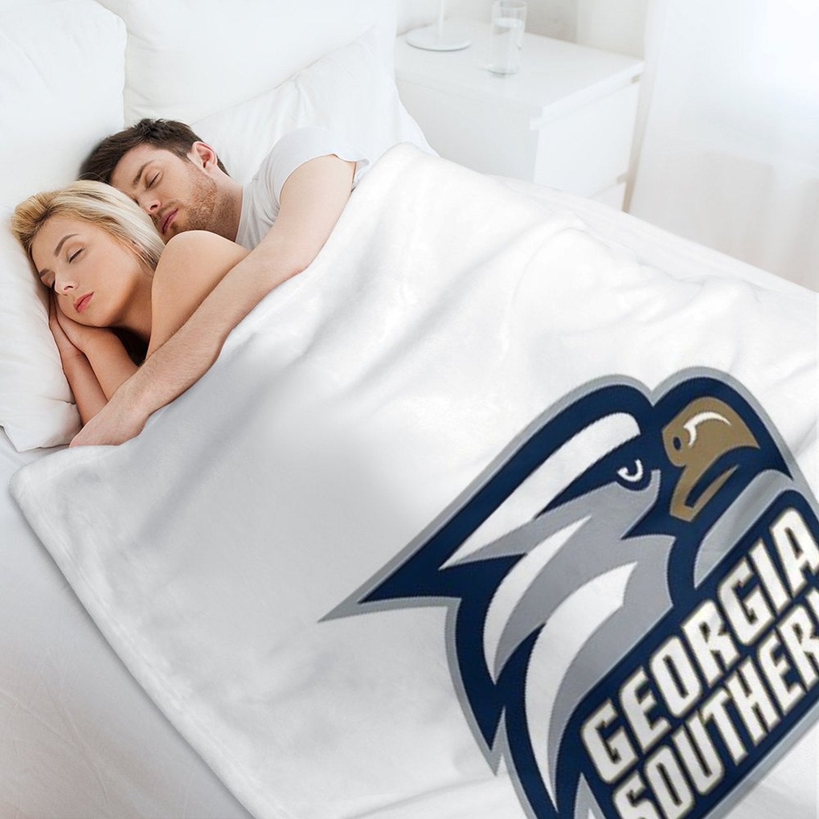 Eagles SC Logo Travel-friendly Throw Blanket