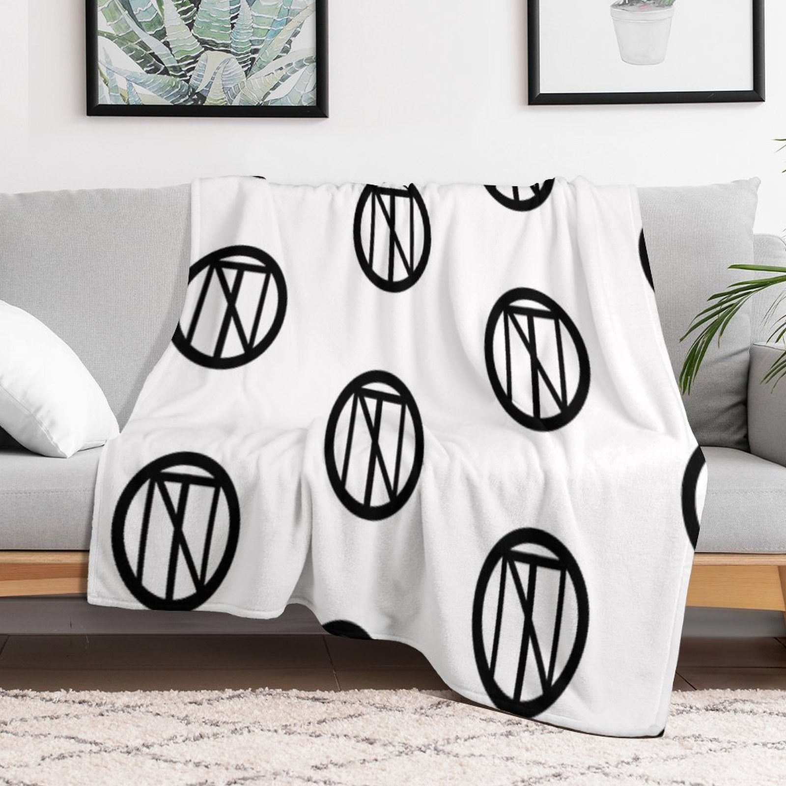 NeoTech Logo - Black Easy Care Throw Blanket