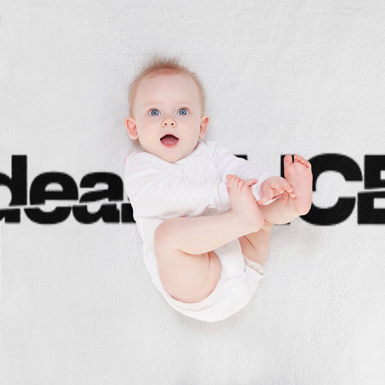 DearALICE Logo Travel-friendly Throw Blanket
