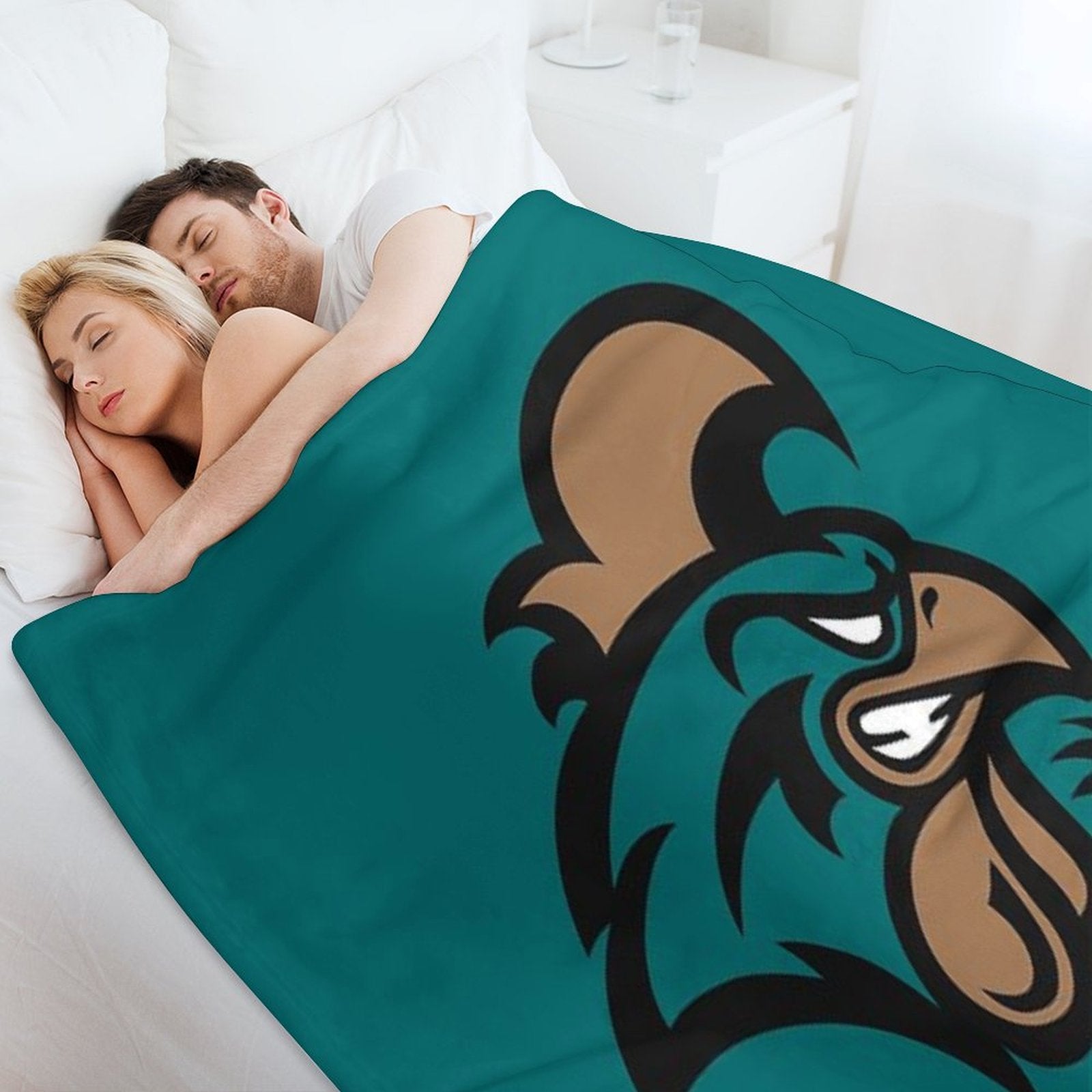 The Coastal Carolina Chanticleers Machine-washable Throw Blanket