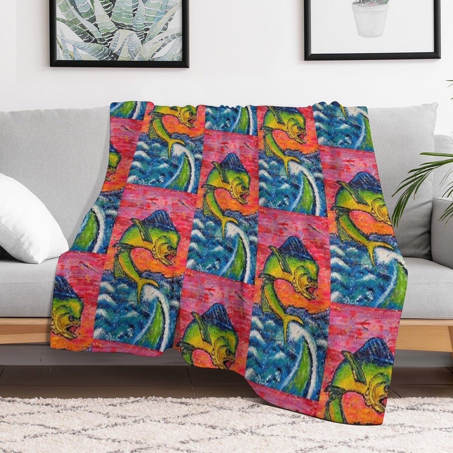 Free Mahi-mahi Comfort Throw Blanket