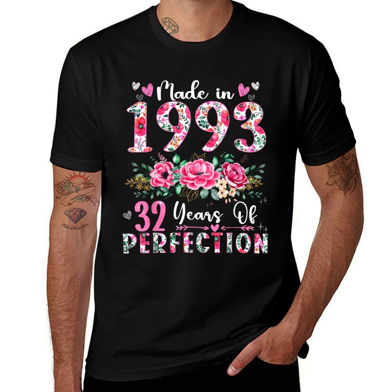 32 Year Old Made In 1993 Floral 32th Birthday Women  Oversized Silhouette T-Shirt