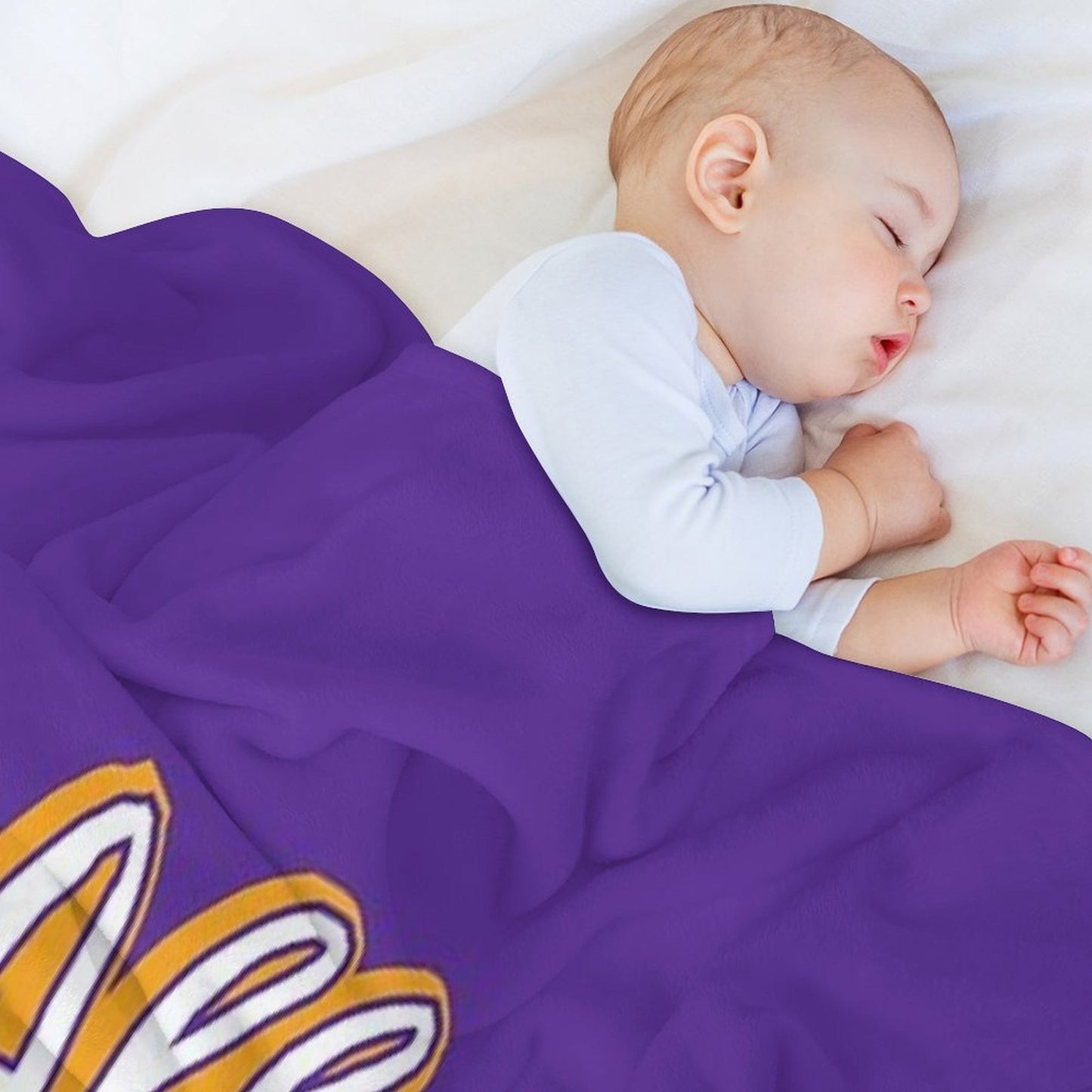 Alfred University Saxons Sustainable Throw Blanket