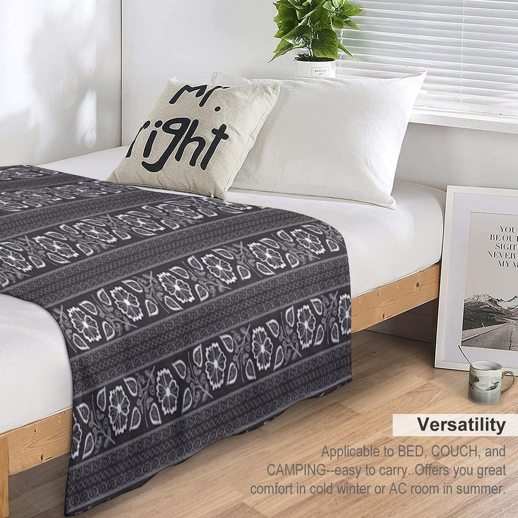 RENDA All-season Throw Blanket
