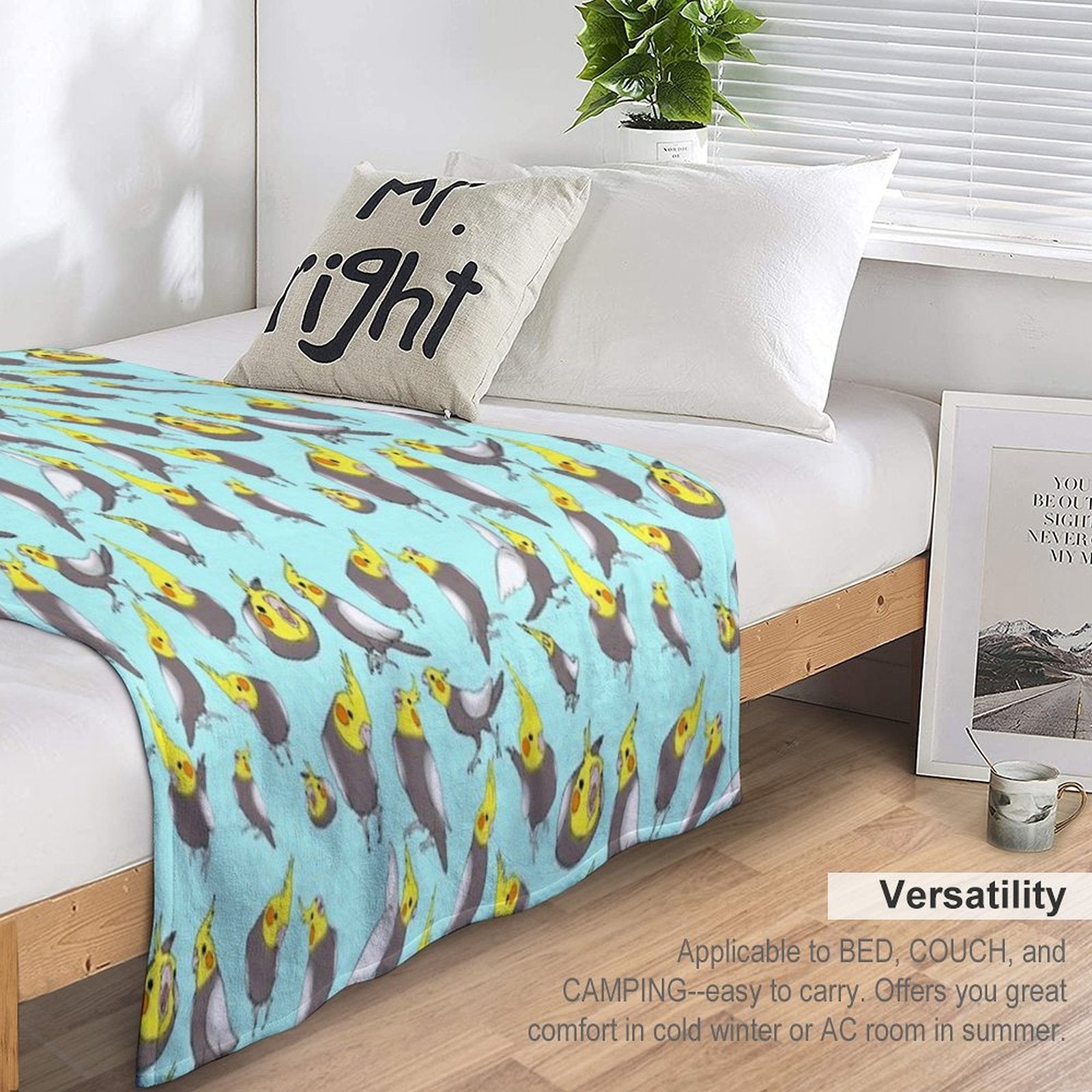 Cockatiel Doodle Pattern Lightweight Throw Blanket