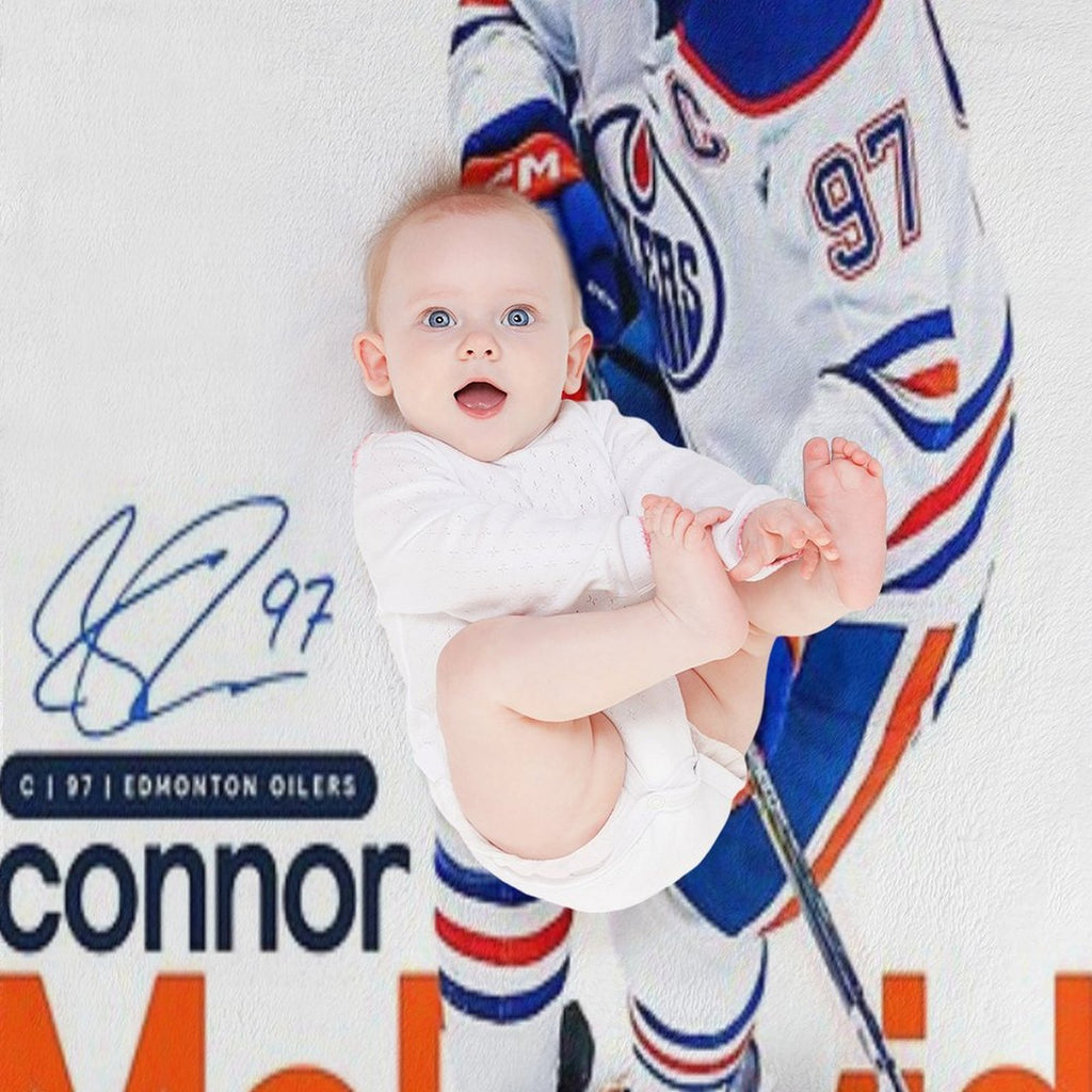 Connor McDavid Gift-ready Throw Blanket
