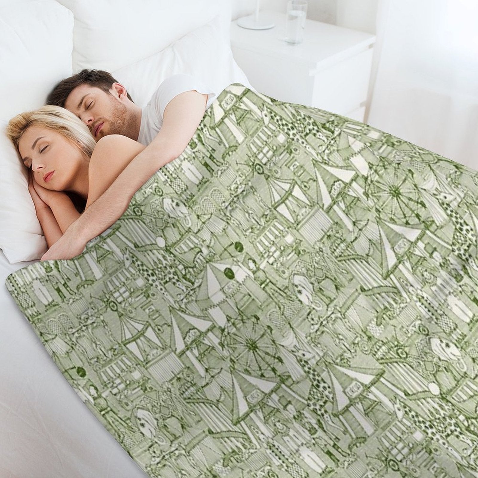 Retro Circus Green Ivory Durable Throw Blanket