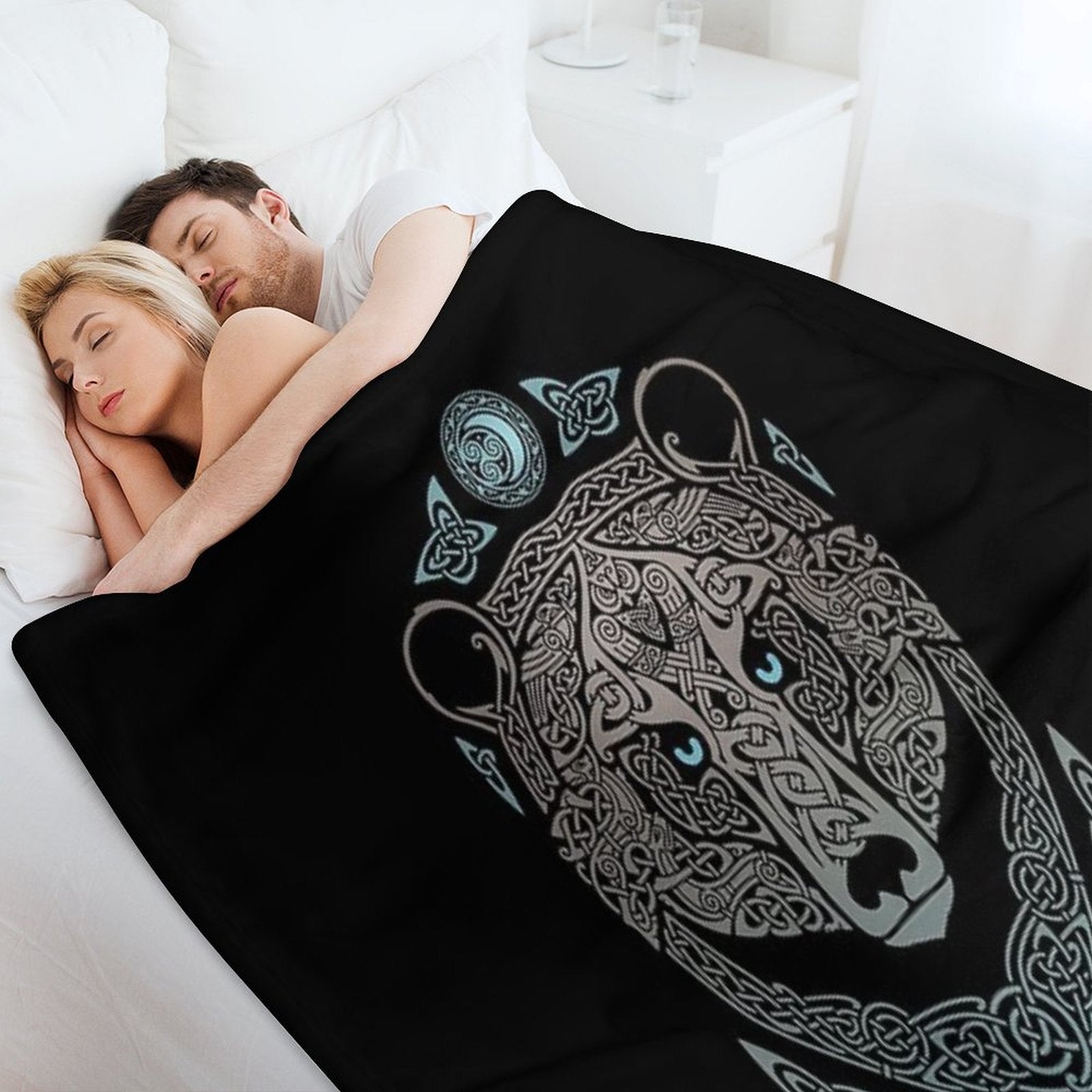 FOREST LORD Gift-ready Throw Blanket