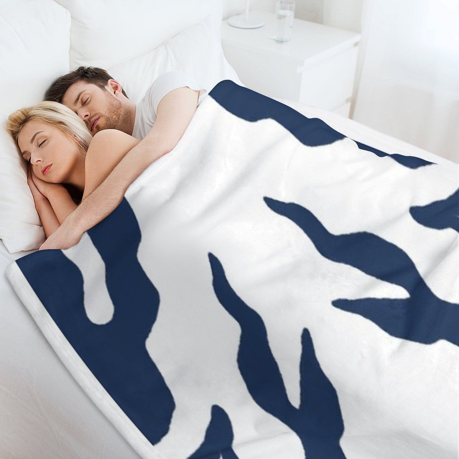 Ahsoka Tano Durable Throw Blanket