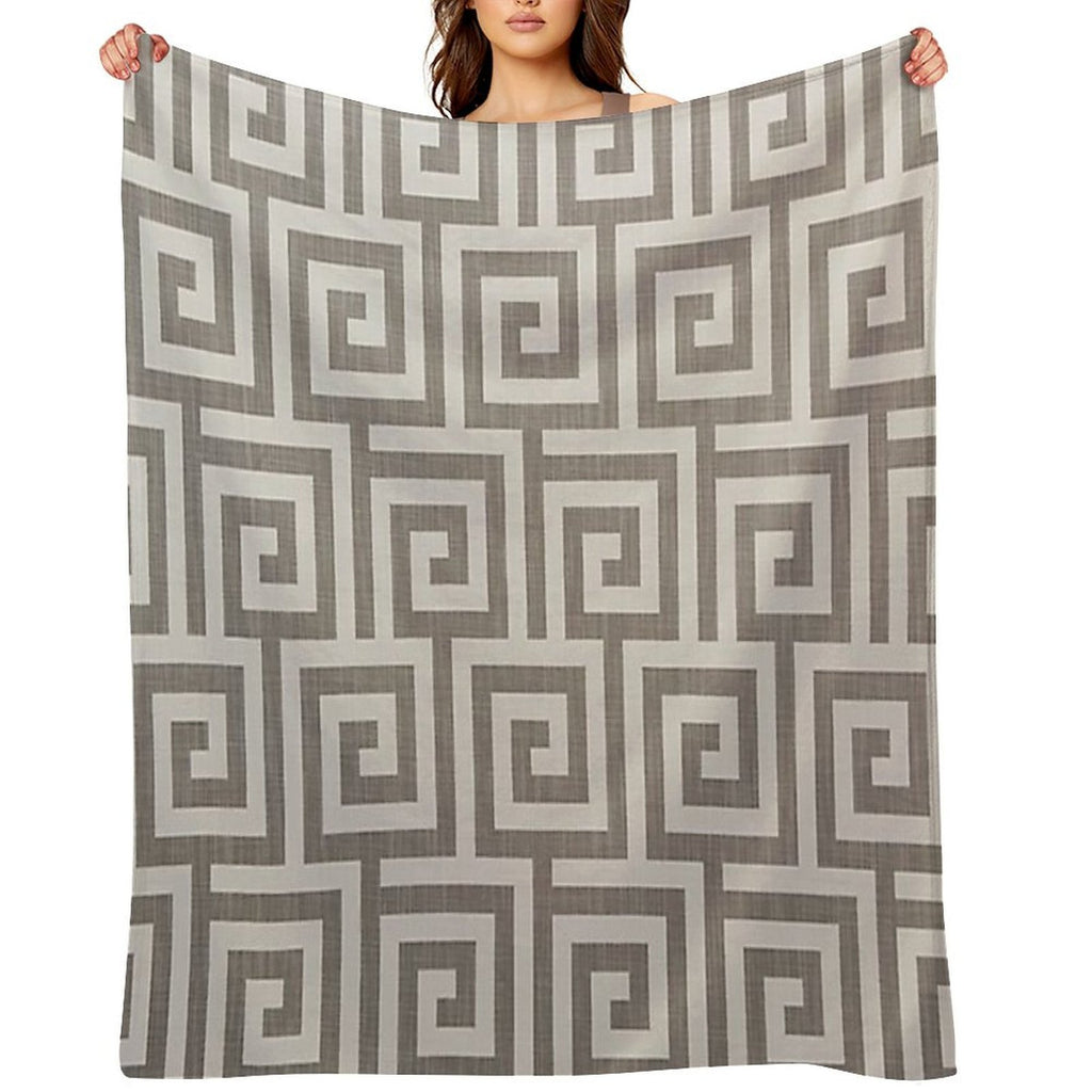 Grey Geometric Maze Pattern Shrink-resistant Throw Blanket