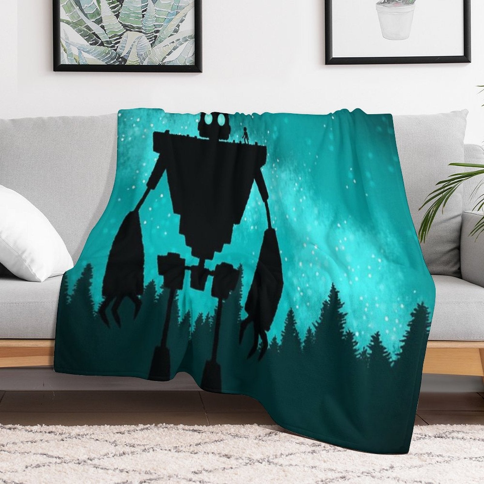 IRON GIANT All-season Throw Blanket
