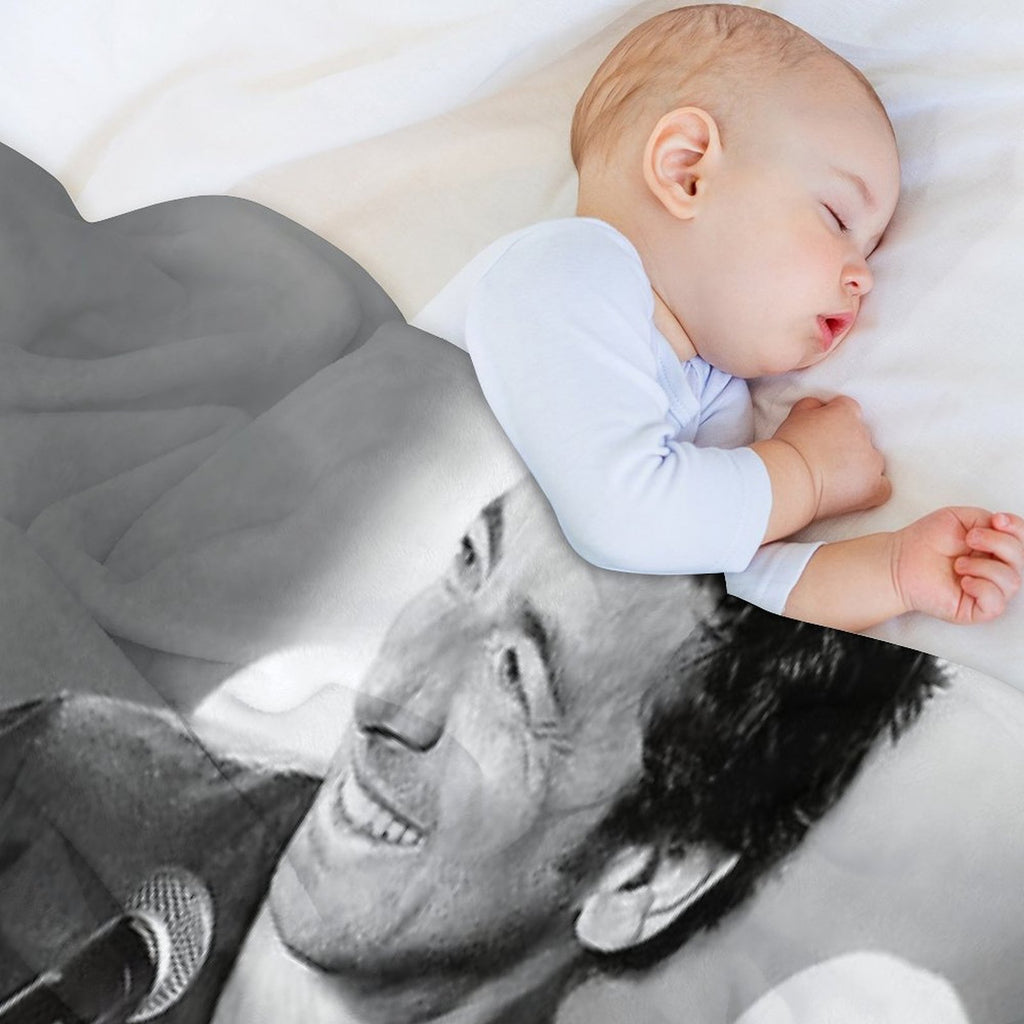 Thighaag Patrick Bruel Show Tour TOURNEE En ACOUSTIQUE 2022 Compact Throw Blanket