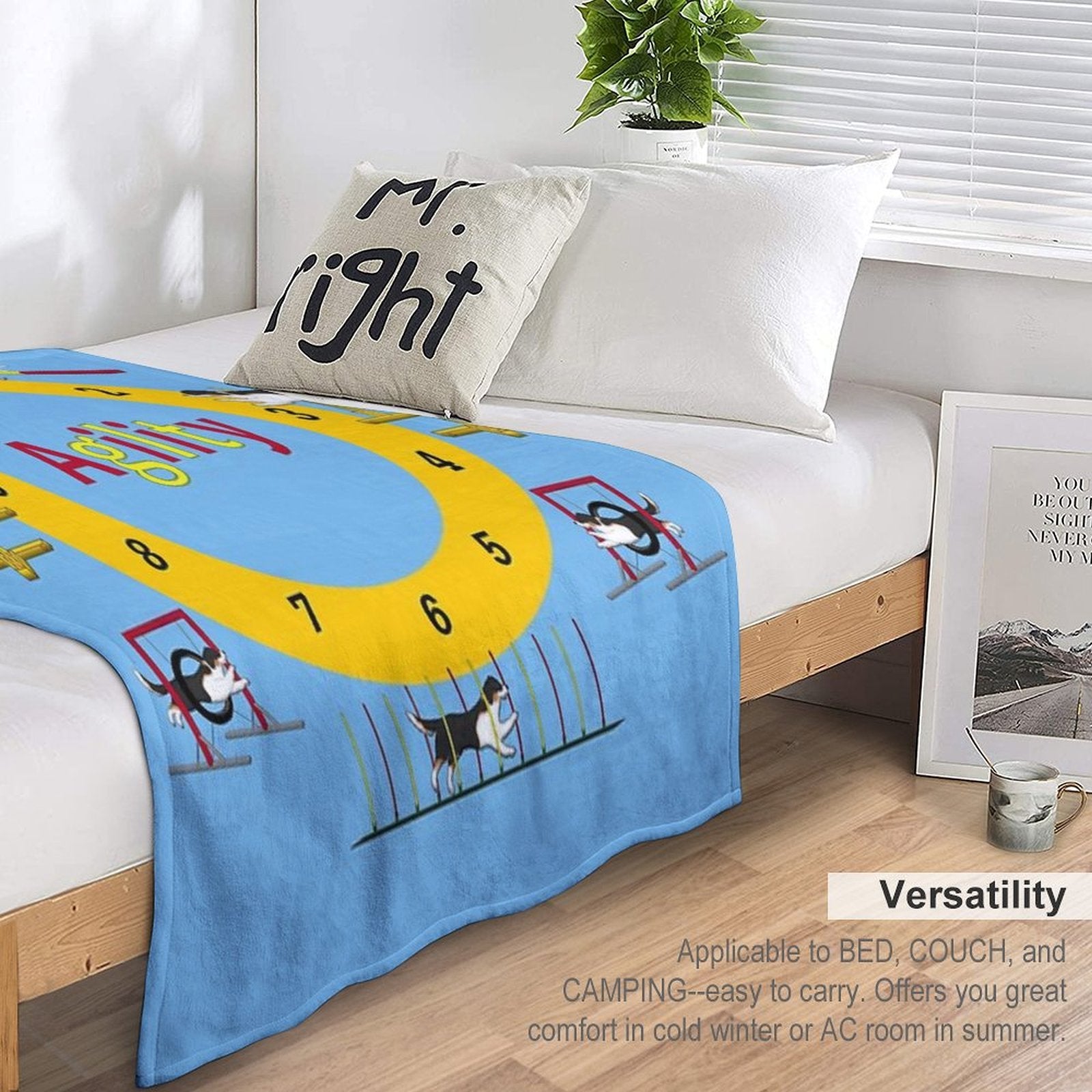 Agility Clock Australian Shepherd Black Wrinkle-free Throw Blanket
