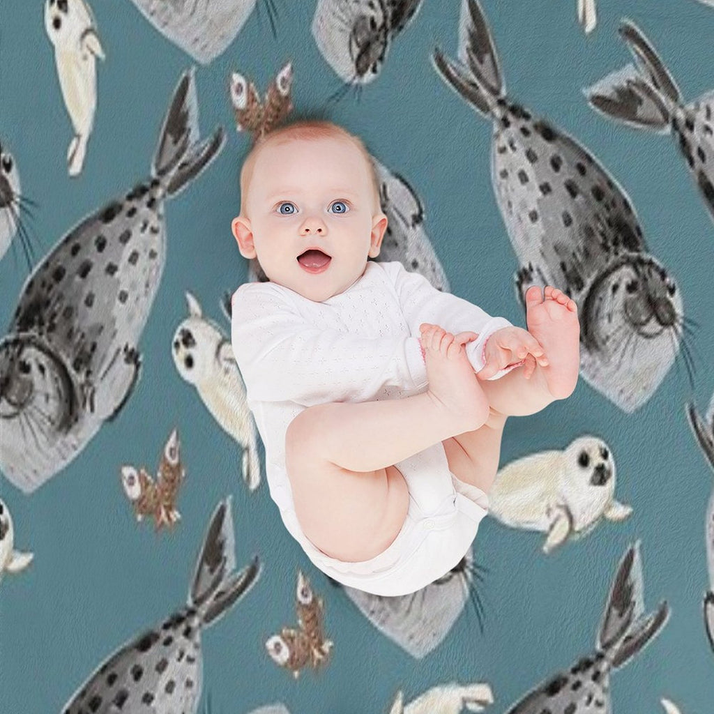 Common Seal Eco-conscious Throw Blanket