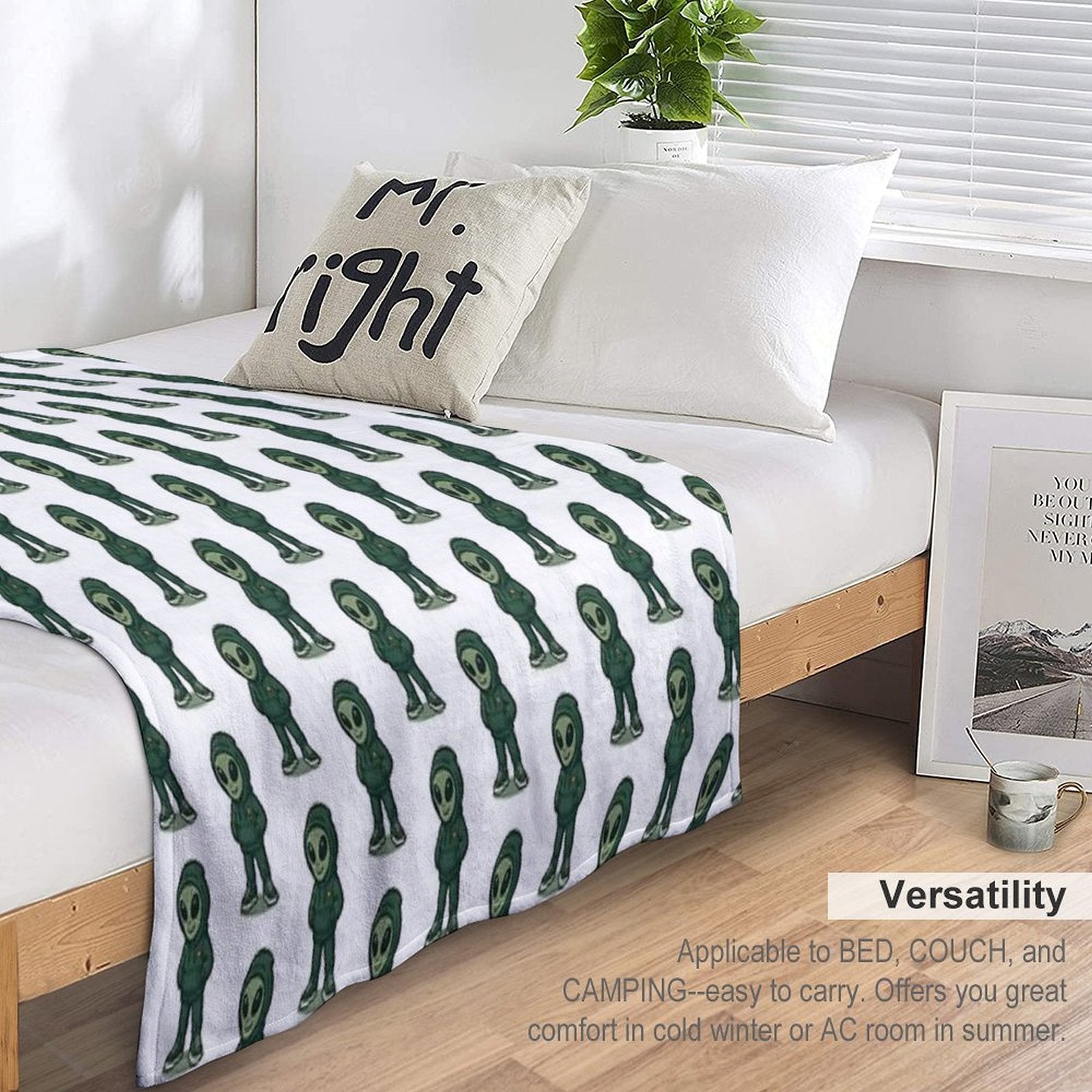 Alien Swag Lightweight Throw Blanket